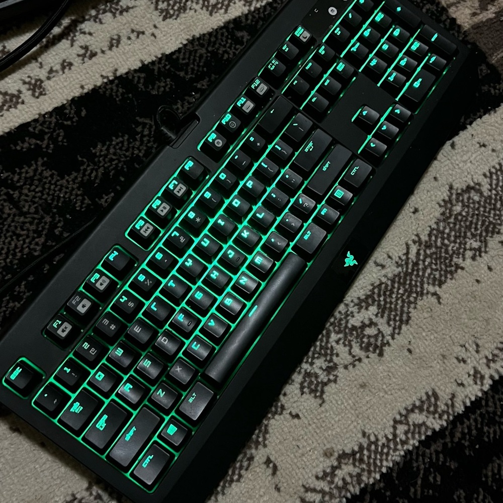 Razer Blackwidow Ultimate Chroma Keyboard